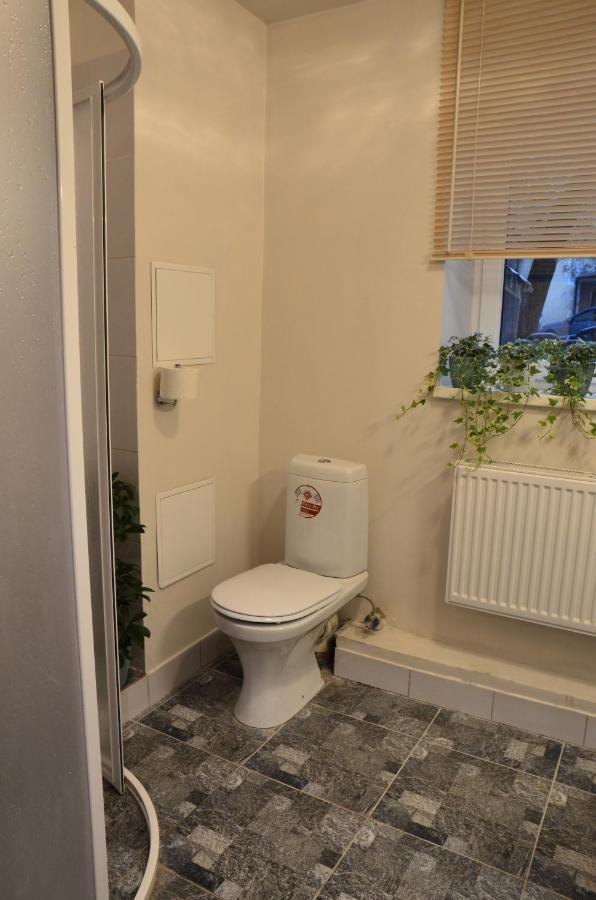 Anna'S Guesthouse Riga Esterno foto