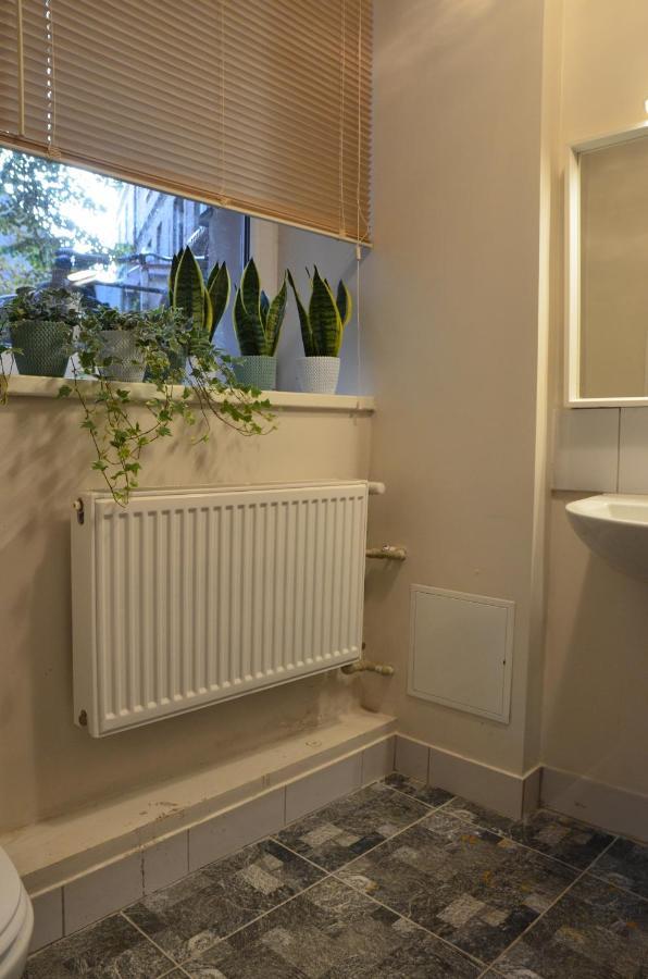 Anna'S Guesthouse Riga Esterno foto